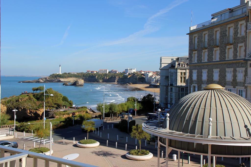 Hotel De L'Ocean 비아히쯔 객실 사진